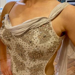 Gorgeous Dore Smooth/Theatrical Dress🖤